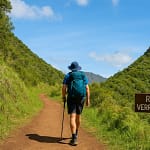 sentier roche verre bouteille