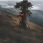 Sylvothérapie : le pouvoir de guérison des forêts sur notre santé et notre bien-être Homme sylvothérapie