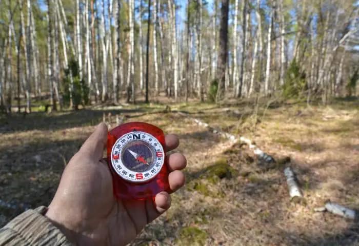 orienter une boussole