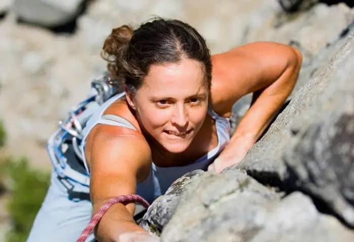 force et agilité en escalade
