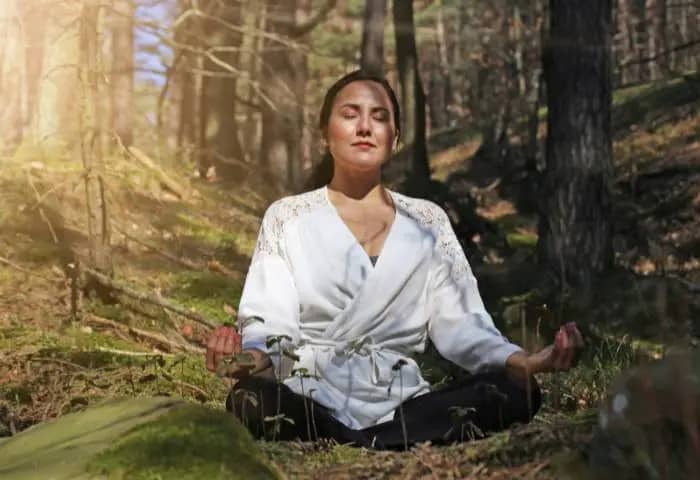 méditation en forêt