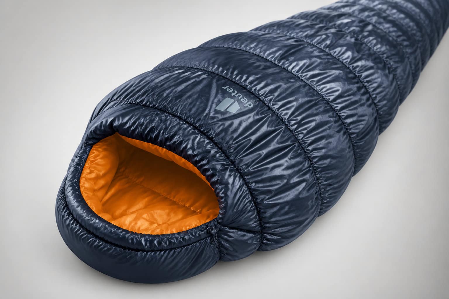 Pourquoi choisir un sac de couchage 0 degré plume vs synthétique ?